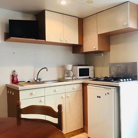 Mobil'Home Dans Camping Bec-de-Mortagne Eksteriør billede